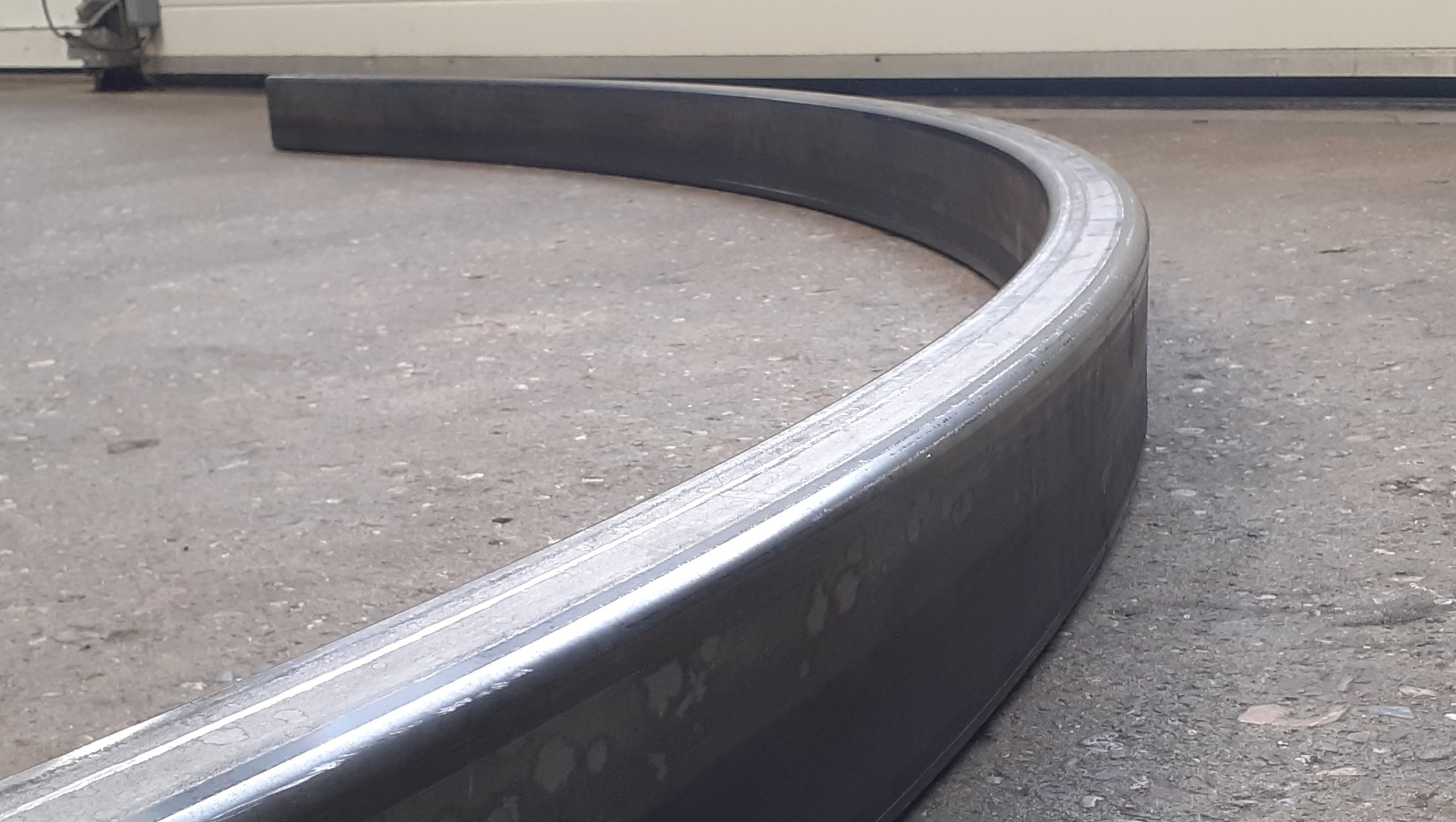2. Koker 100X50X5 walsen in radius 2000mm 2. Koker 100X50X5 walsen in radius 2000mm